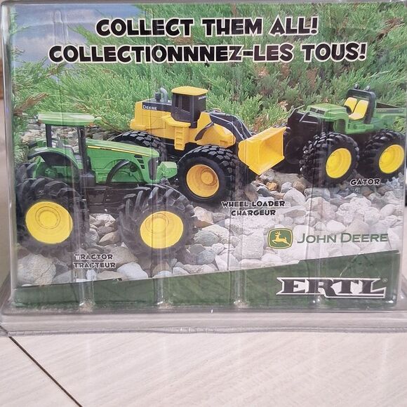 Collector Item Ertle Monster Treads John Deere Tractor New Unopened Package - Picture 3 of 6